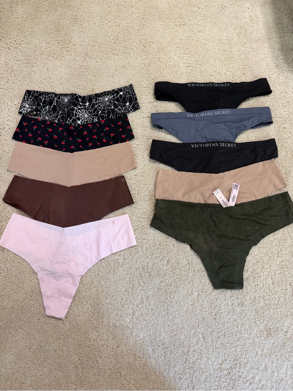 NEW NWT 10 pair Victoria’s Secret/Pink Thong Panties Size: Large